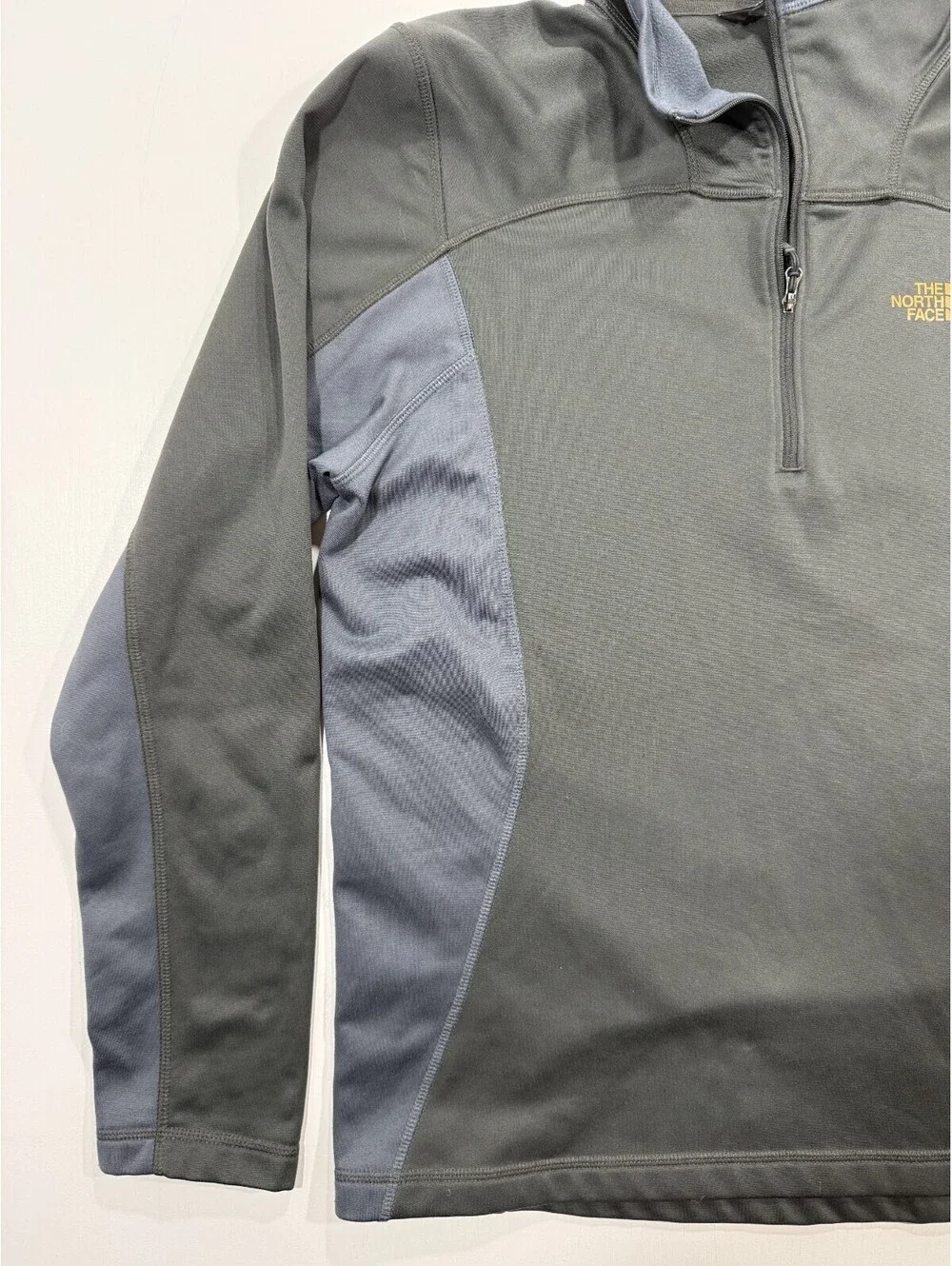 The North Face Pullover Mens M Gray Blue 1/4 Zip Fleece Hiking Outdoor Jacket